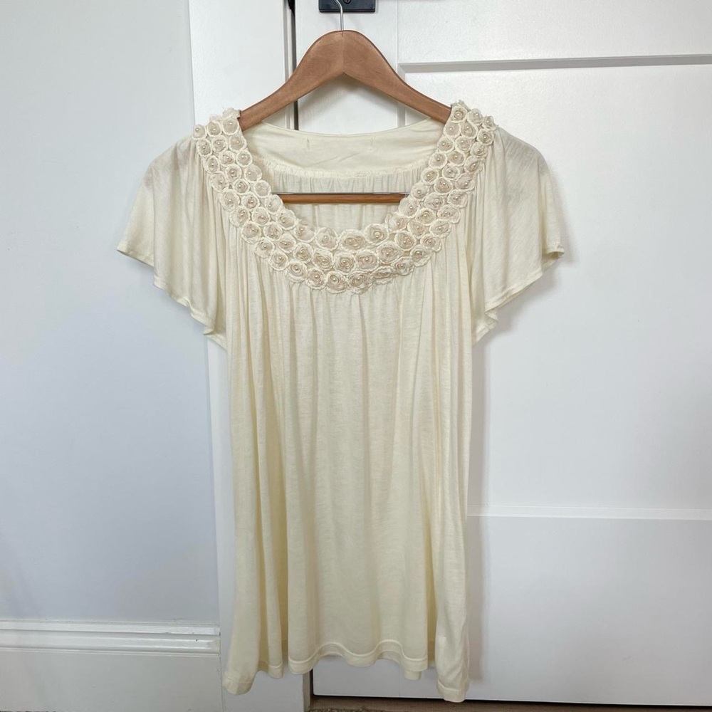 vintage 90s flowy babydoll top with floral pearled neckline | beige cream white
